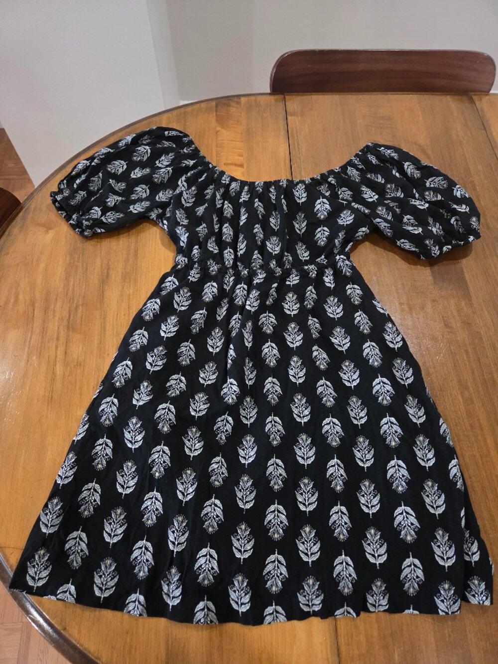 Old Navy Backless Bow Tied Mini Dress